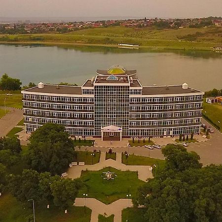 Tiynalla Hotel Groznyy Ngoại thất bức ảnh