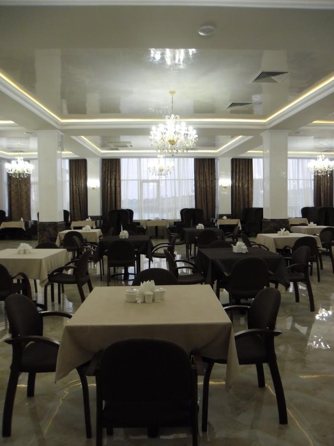 Tiynalla Hotel Groznyy Ngoại thất bức ảnh